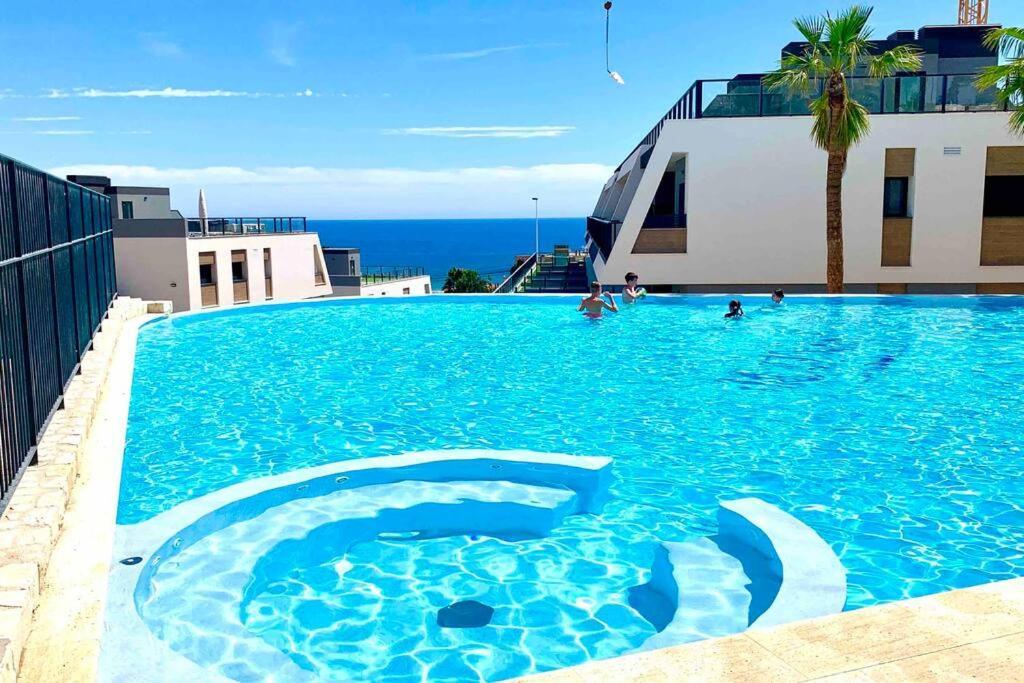 13 Iconic Vista Playa Apartment *