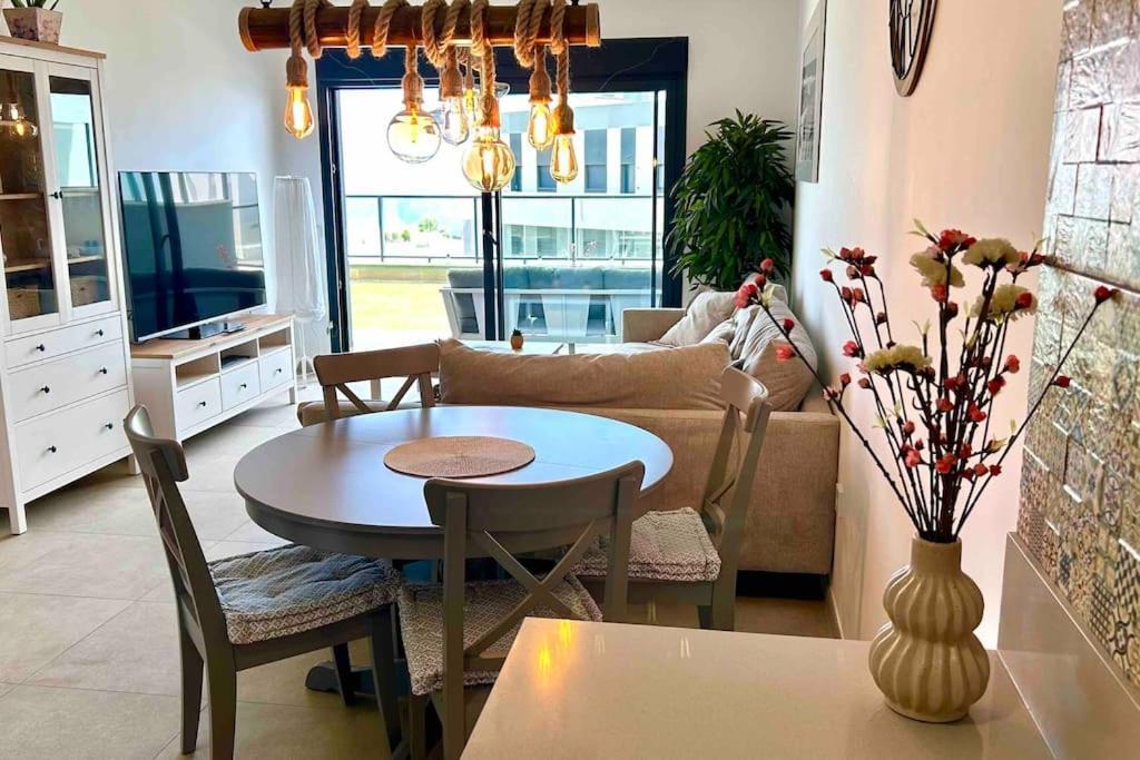 13 Iconic Vista Playa Apartment Alicante